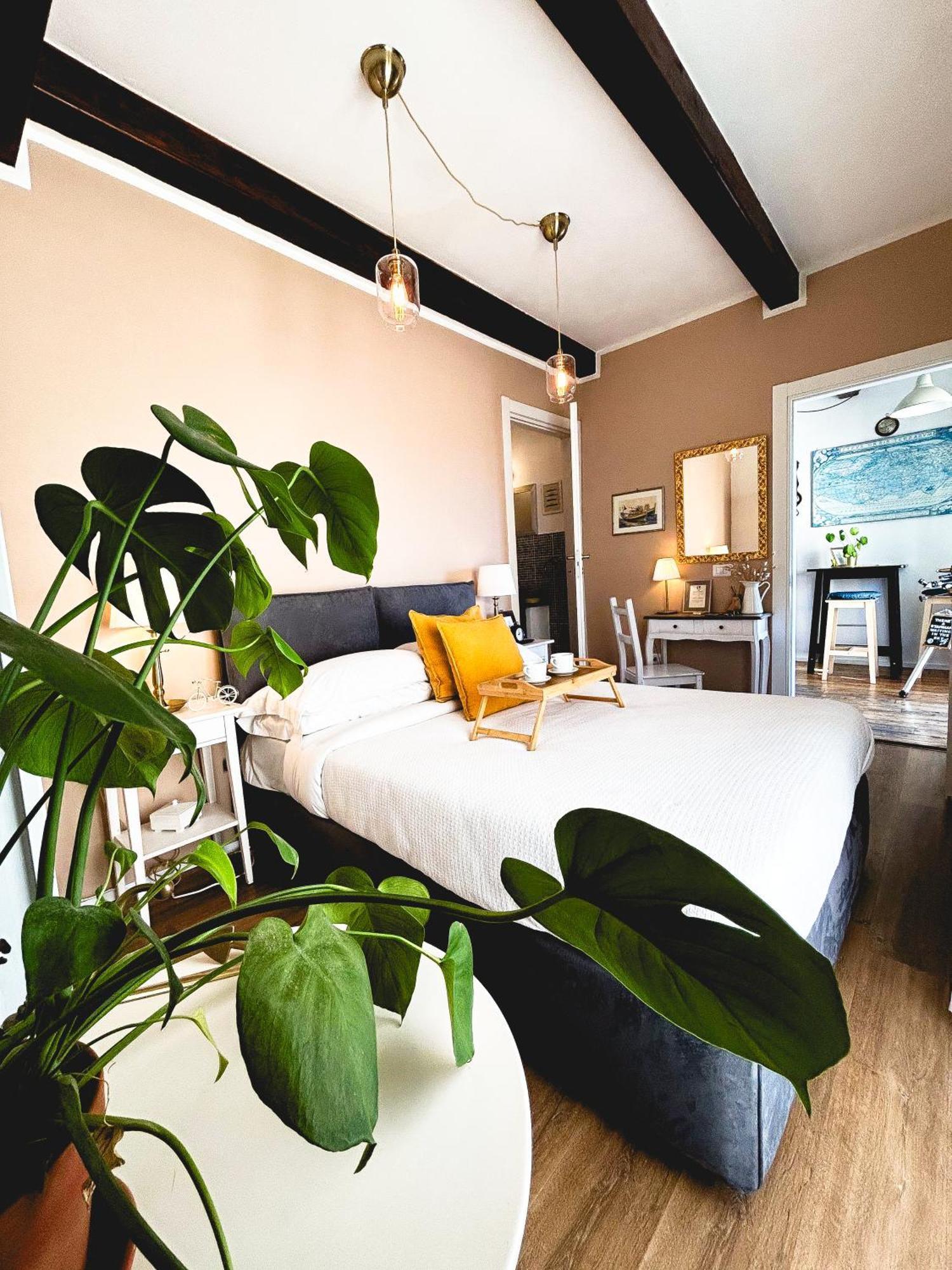 Guest House Camilla Альгеро Экстерьер фото